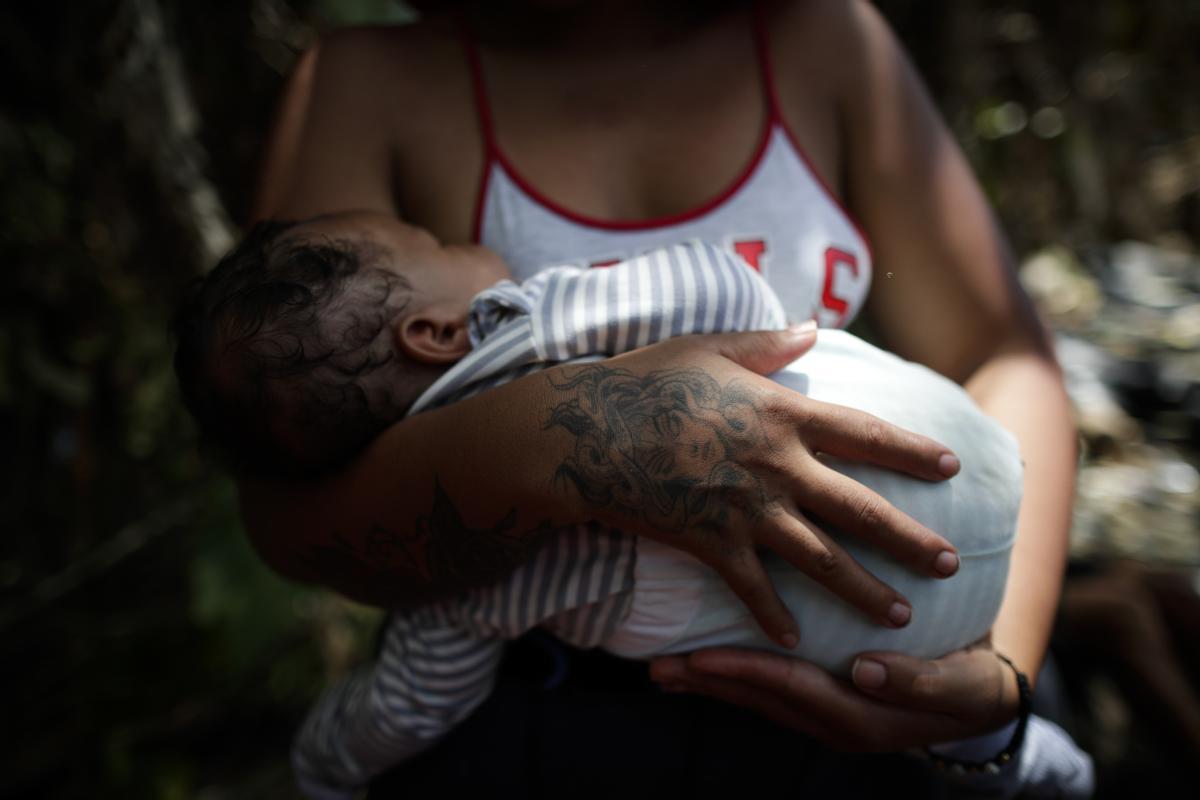 Niños migrantes guerreros para sobrevivir a la selva del Darién