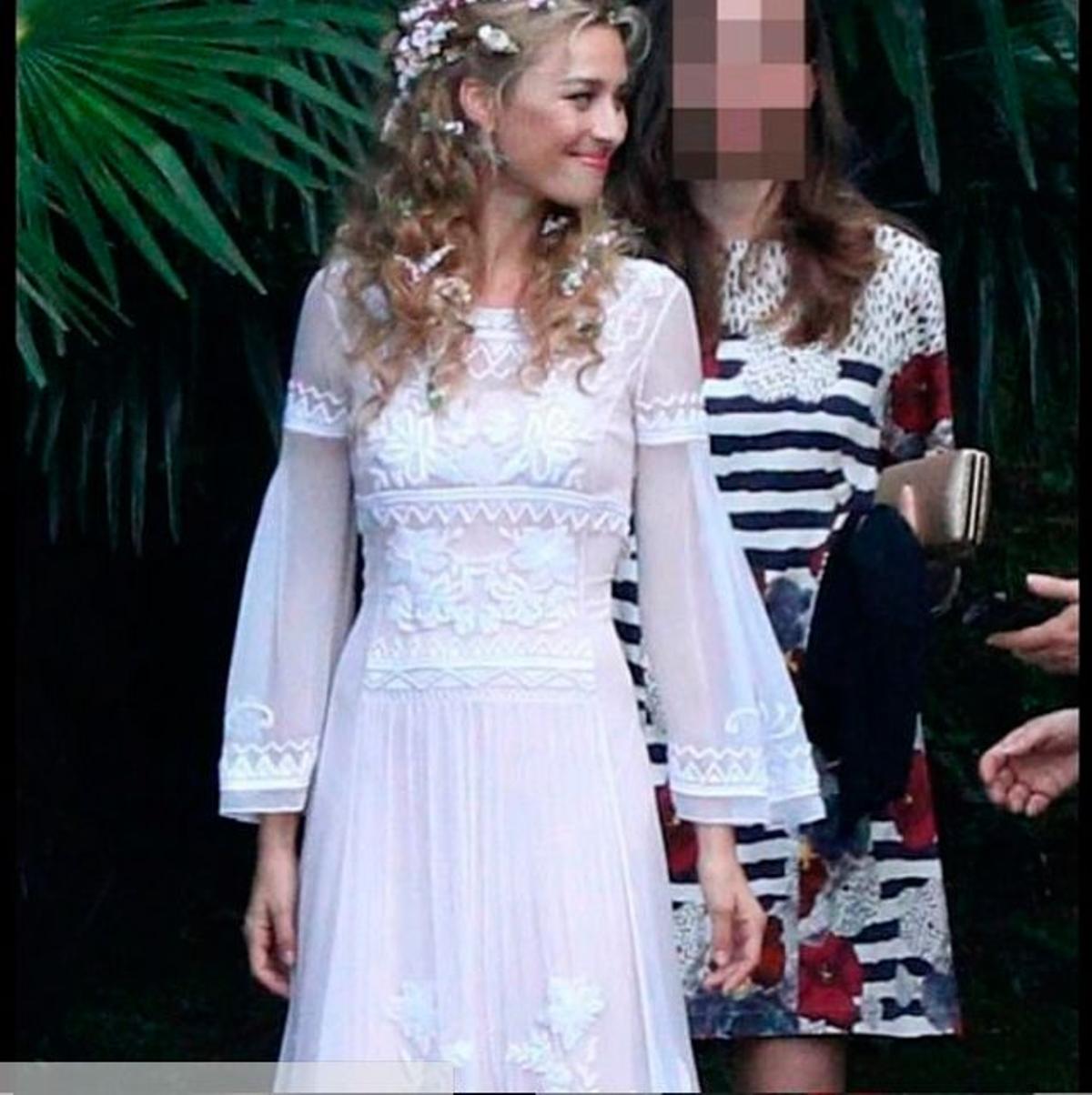 Beatrice Borromeo con vestido de Alberta Ferrati