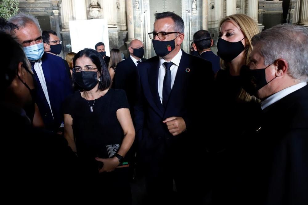 Acto en homenaje a las víctimas del coronavirus en la Región