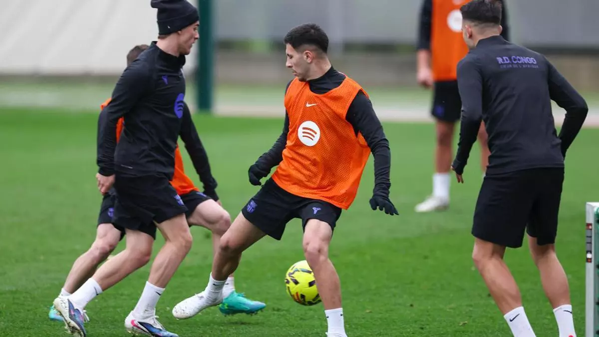 Gavi, muy activo en la sesión de hoy. Veremos si entra en la lista ante el Athletic