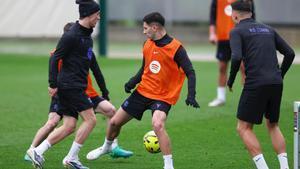 Gavi, muy activo en la sesión de hoy. Veremos si entra en la lista ante el Athletic