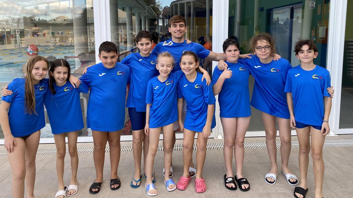 Nadadores alevines y benjamines en la jornada en Les Pereres de Xàtiva.