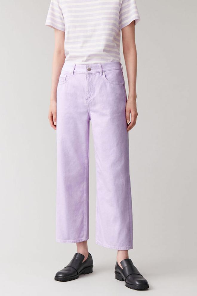 Pantalones vaqueros morado pastel, de COS