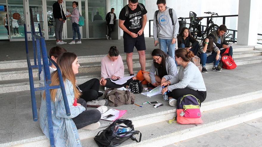 Pruebas de selectividad en el campus de Ourense // I. Osorio