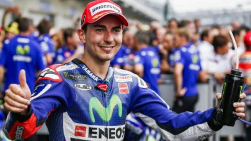 "Bajo el casco, todos somos uno" Jorge Lorenzo te invita al GP de la Comunitat Valenciana