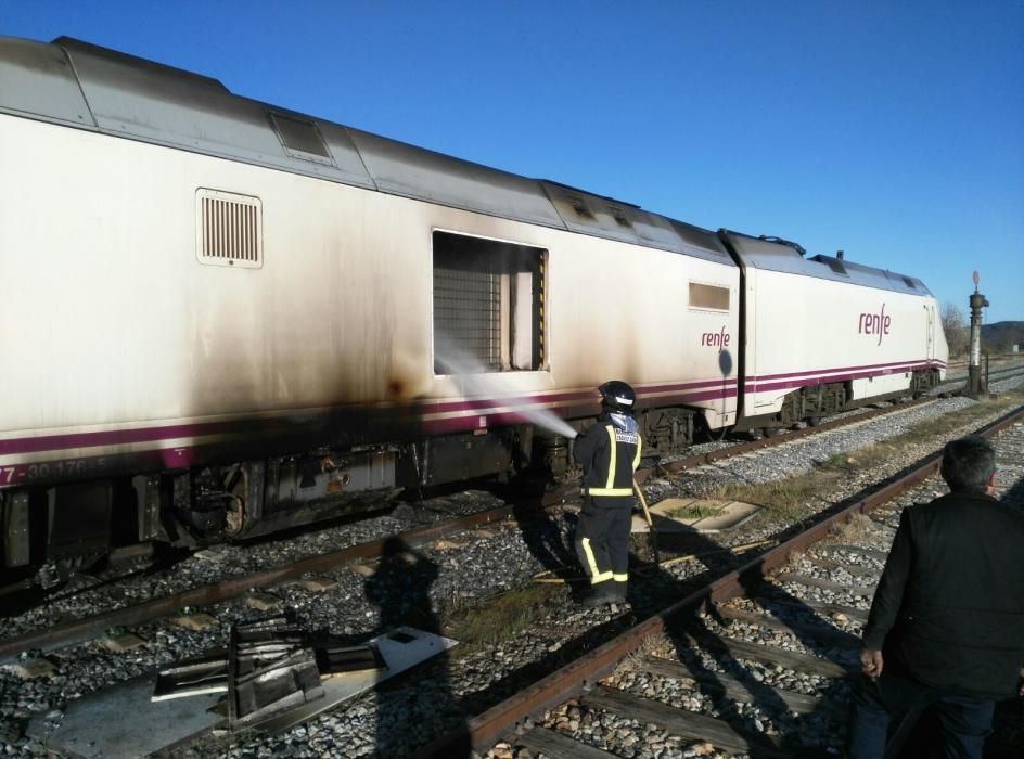 Incendio en un Alvia en Puebla de Sanabria