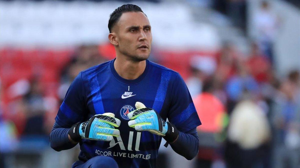 Keylor Navas entrenando con el PSG