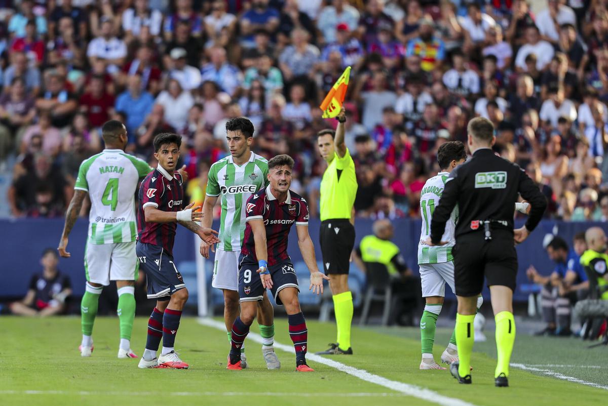 Levante - Betis. Levante - Betis.