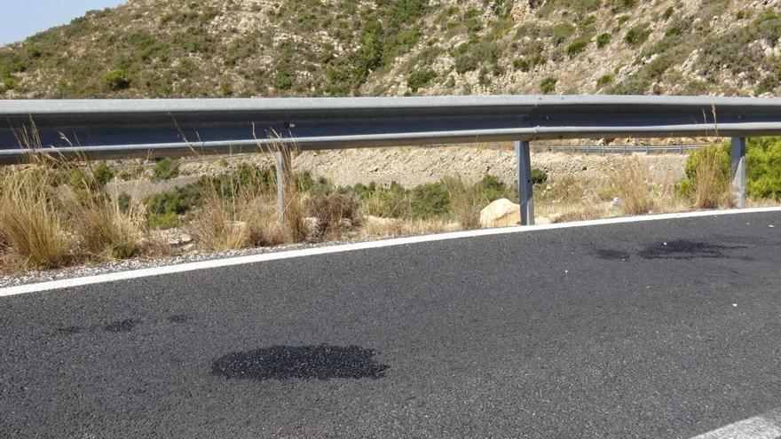 Un ciclista, grave al estrellarse contra un coche en Xàbia