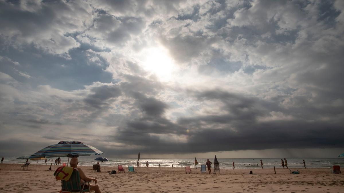 Cambio en el tiempo: cómo lucía la playa de Puerto de Sagunto esta mañana