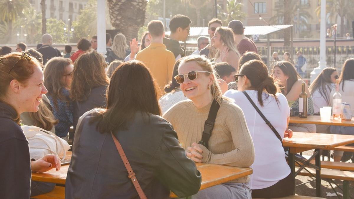 Una edición anterior de All Those Food Market en el Moll de la Fusta de Barcelona.