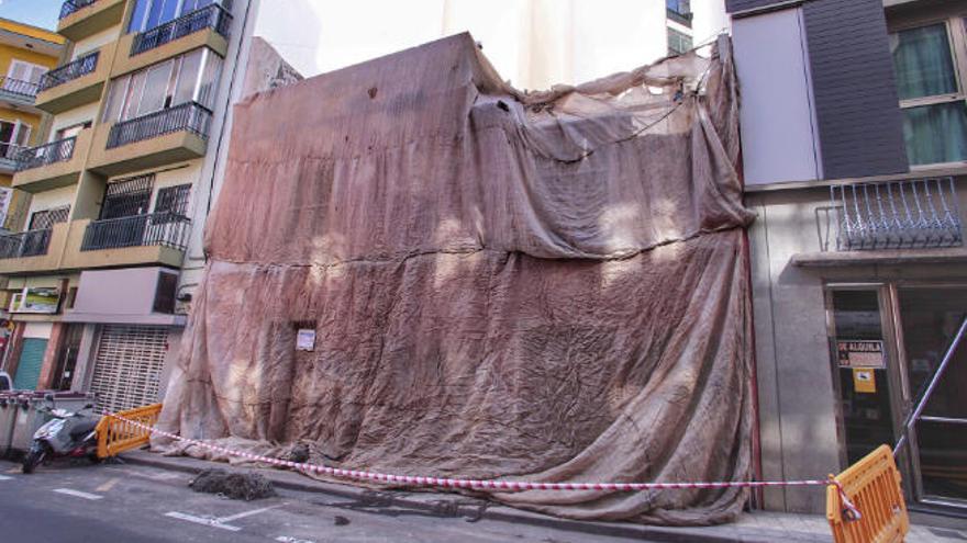 Detalle de la vivienda demolida en Imeldo Serís.