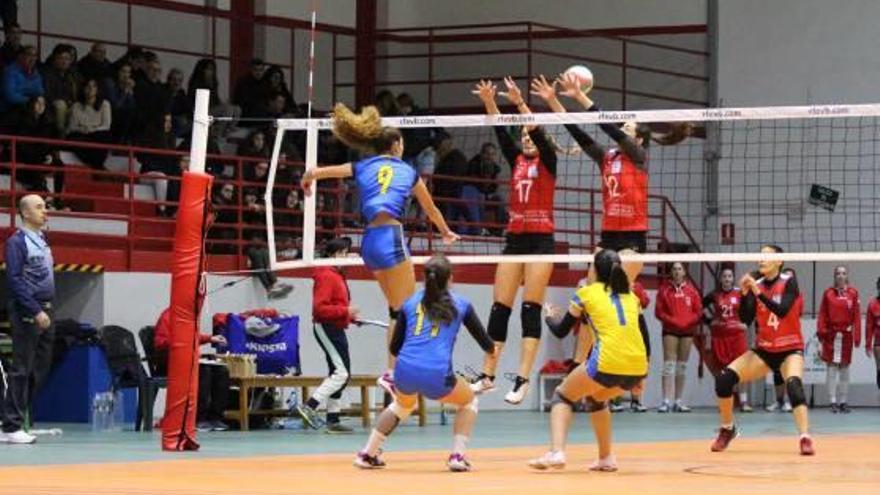 Las chicas del Xàtiva Voleibol ganan al Esplugues y jugarán la Copa Princesa