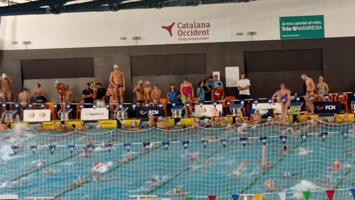 Un moment de la disputa del trofeu a  les piscines Manel Estiarte i Duocastella