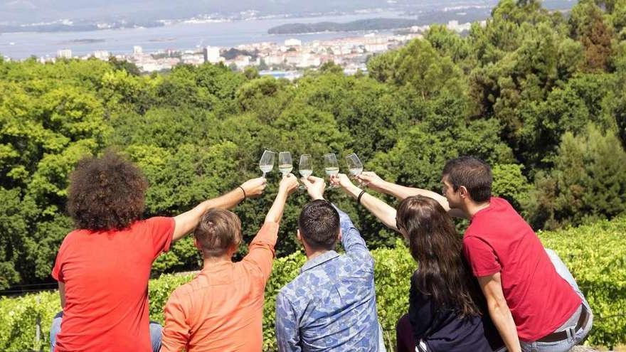 Una de las imágenes promocionales de la Ruta do Viño Rías Baixas. // Rías Baixas