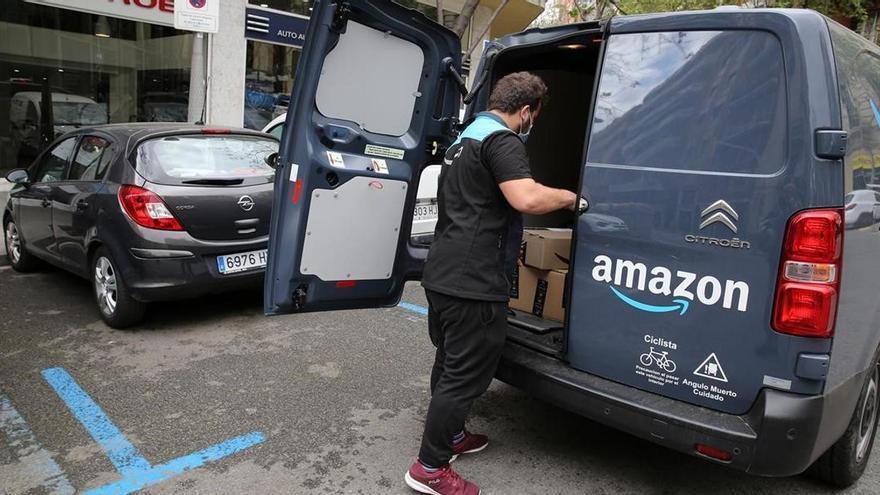 El Govern multa a Amazon por una mala gestión de los residuos electrónicos