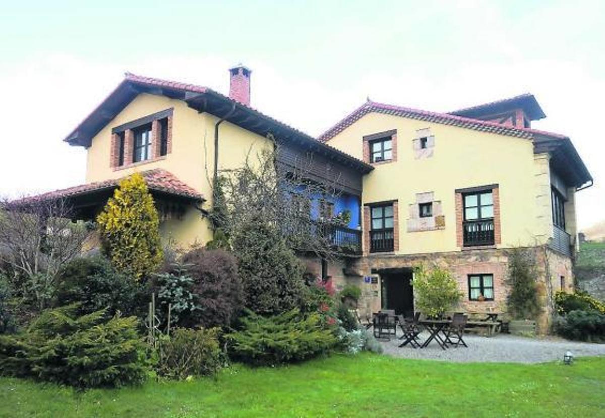 La Heredad de la Cueste, en Llenín (Cangas de Onís).