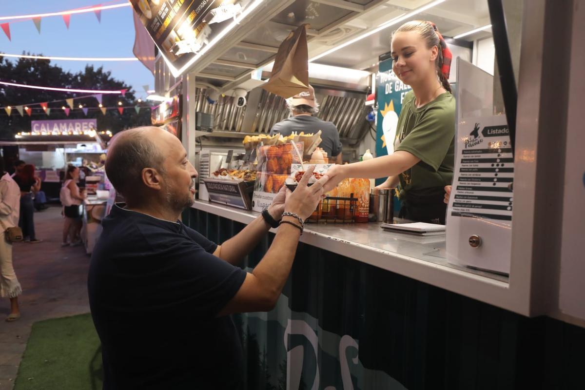 Buen rollo, buena comida y buena música: los tres pilares del festival Ebro Food Trucks