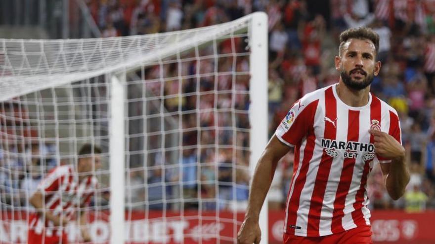 Stuani, baixa a Almeria en ser expulsat a Cadis