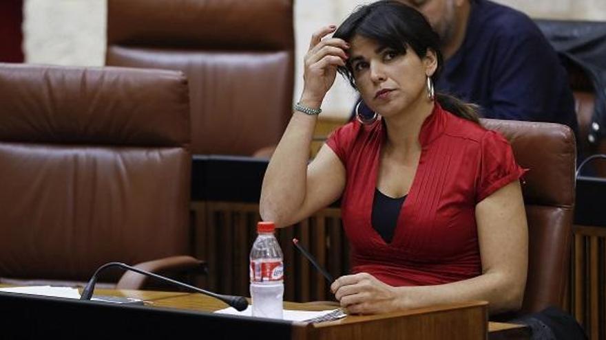 Fiscal pide un año y 9 meses para el empresario que simuló besar a Teresa Rodríguez