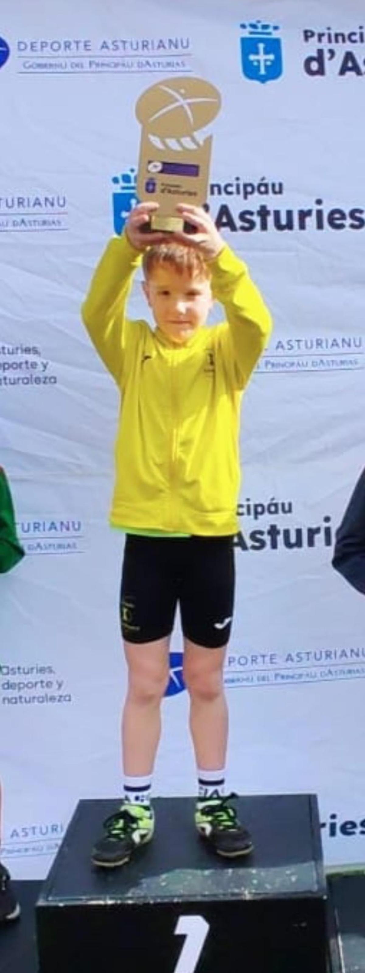 Izan García López, Campeón de Asturias sub10.jpeg