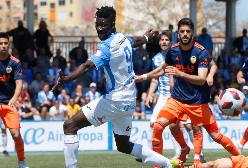 El Atlético Baleares hace méritos para proclamarse campeón : Fútbol