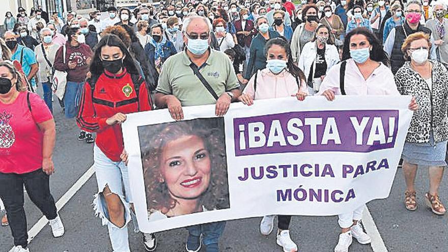 Manifestación en recuerdo de Mónica