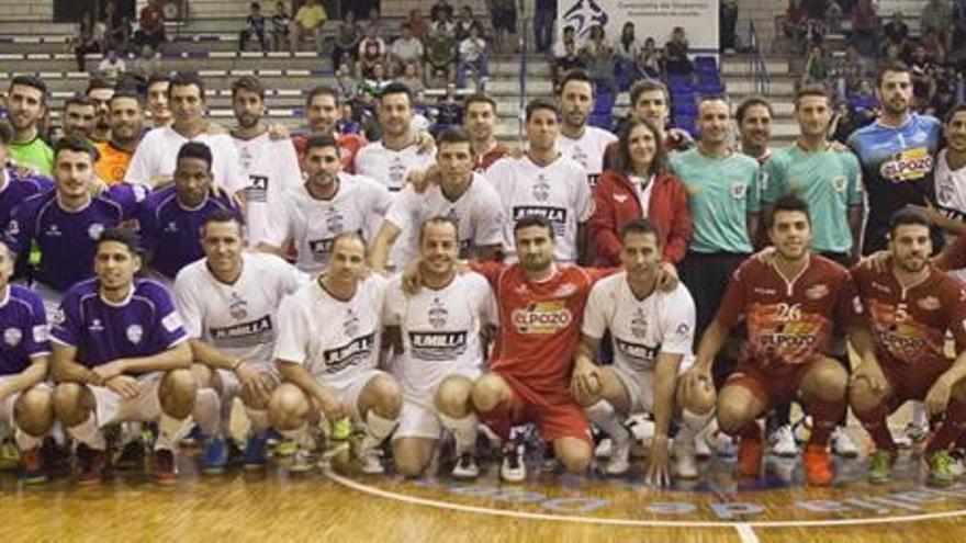 Jugadores de todas las épocas de Jumilla y ElPozo juegan a favor de Adrián Guzmán