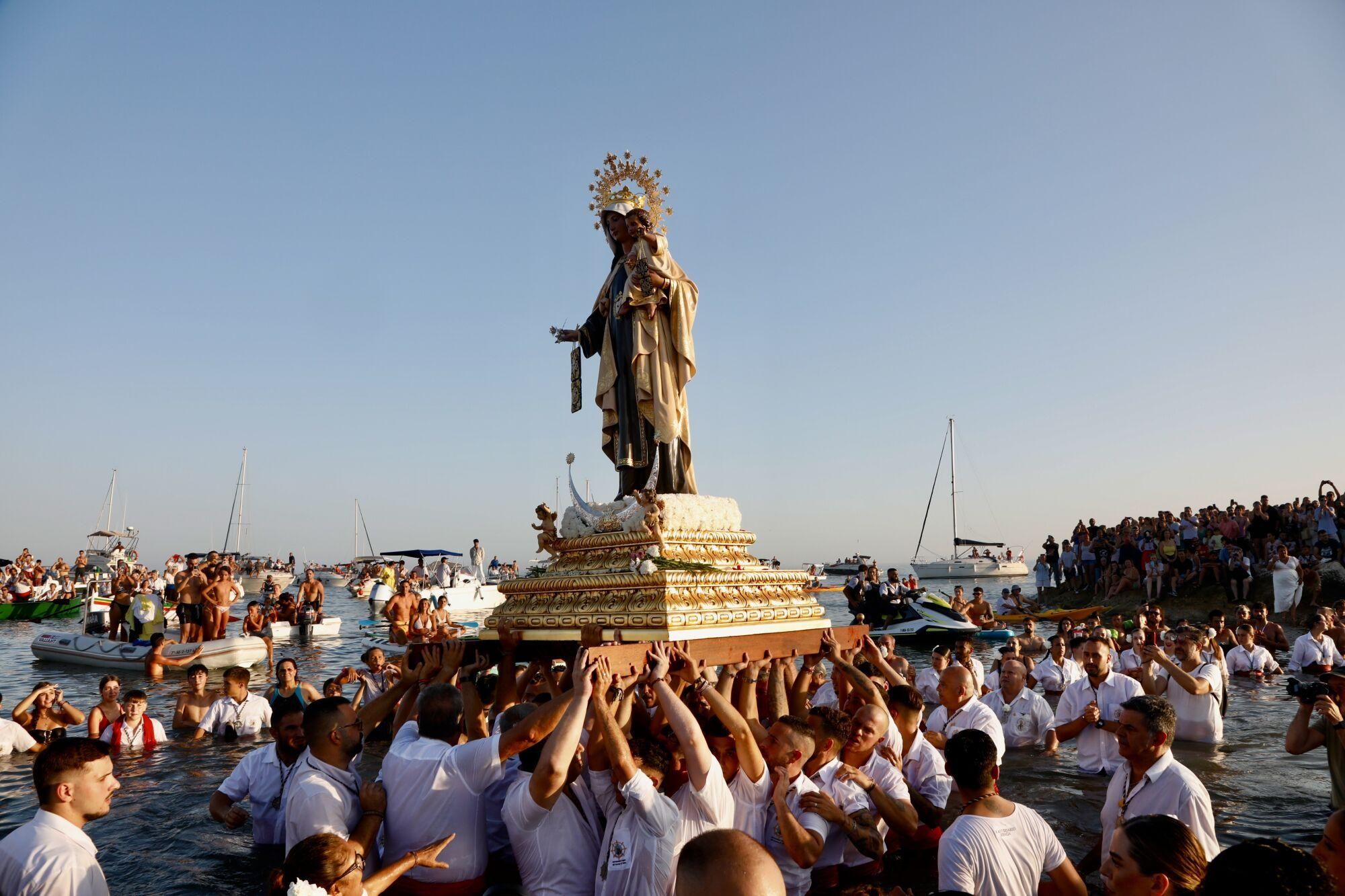 Procesión de la Virgen del Carmen de la barriada de El Palo
