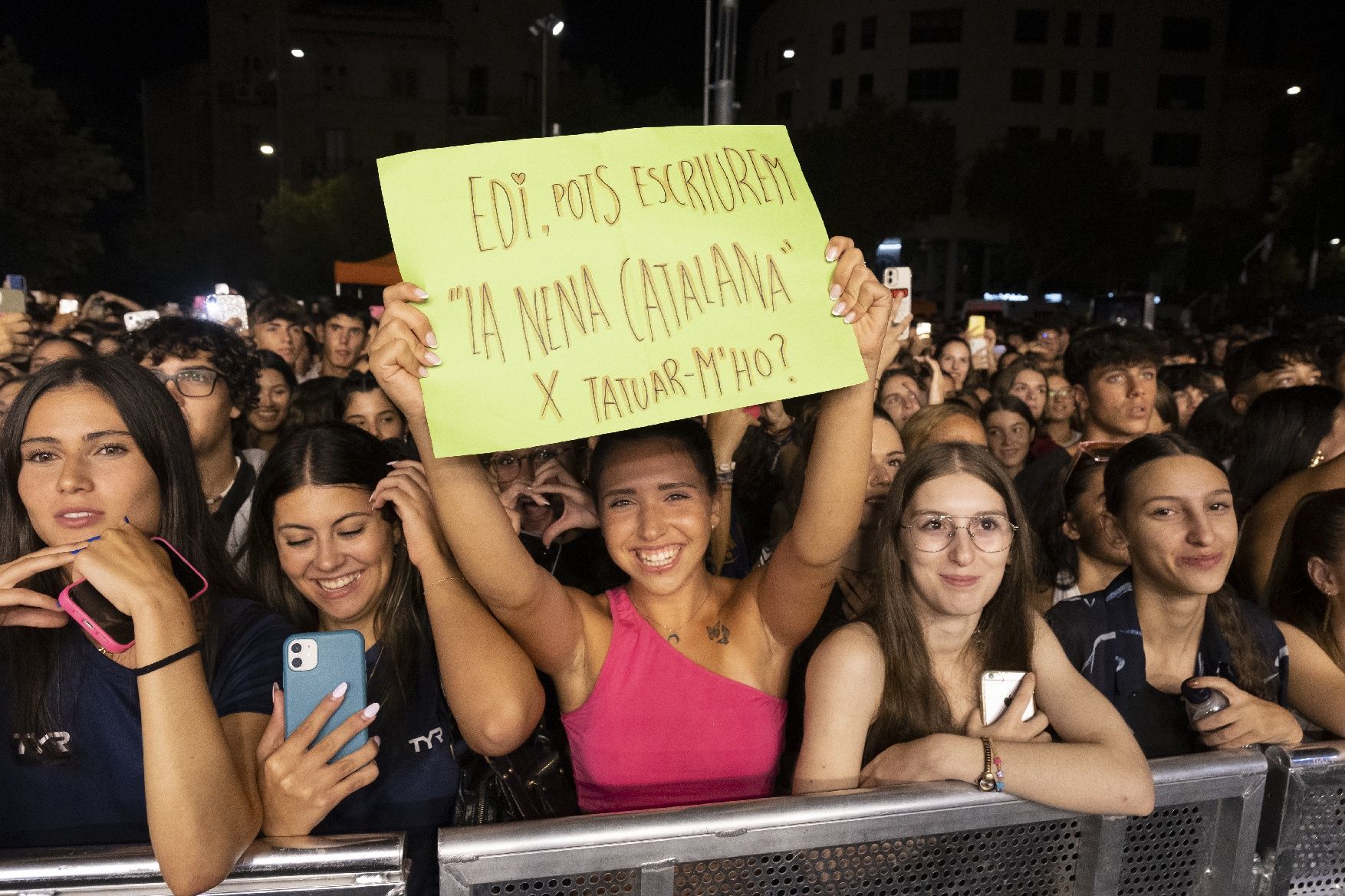 Troba't a les fotos del concert de 31 FAM a la plaça Sant Domènec