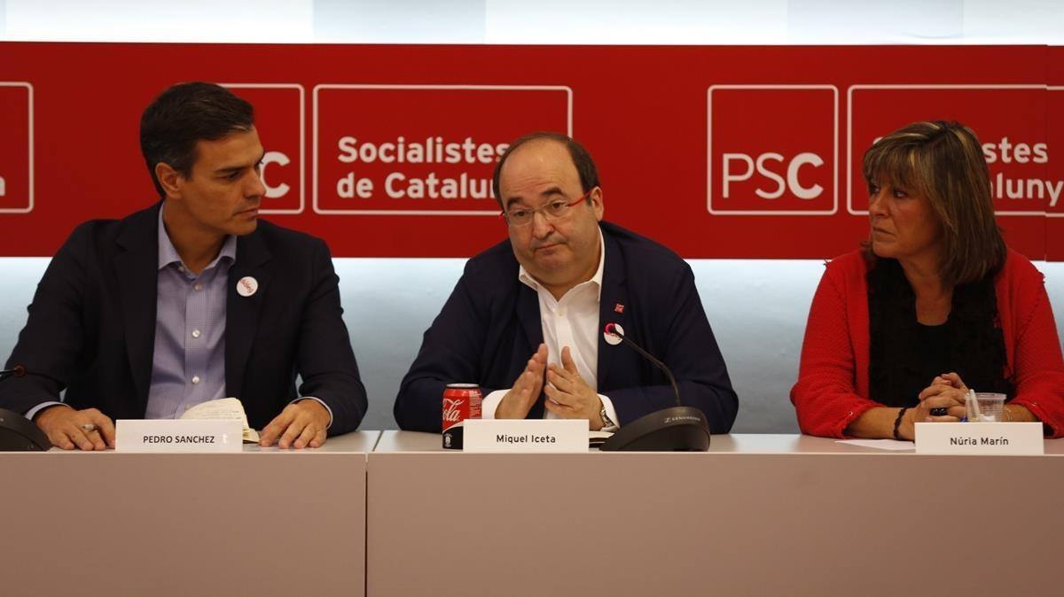 Pedro Sánchez, Miquel Iceta i Núria Marín, aquest dilluns a l’executiva del PSC.