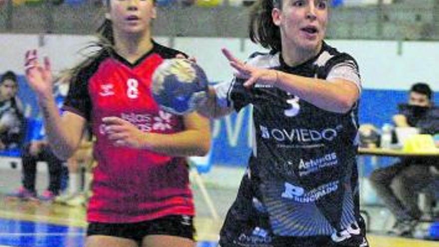 Celia Rojo, ayer, en el polideportivo de La Florida. | OBF