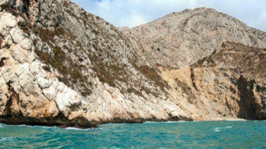 Cala Gasparet: una cala tranquila que merece la pena visitar