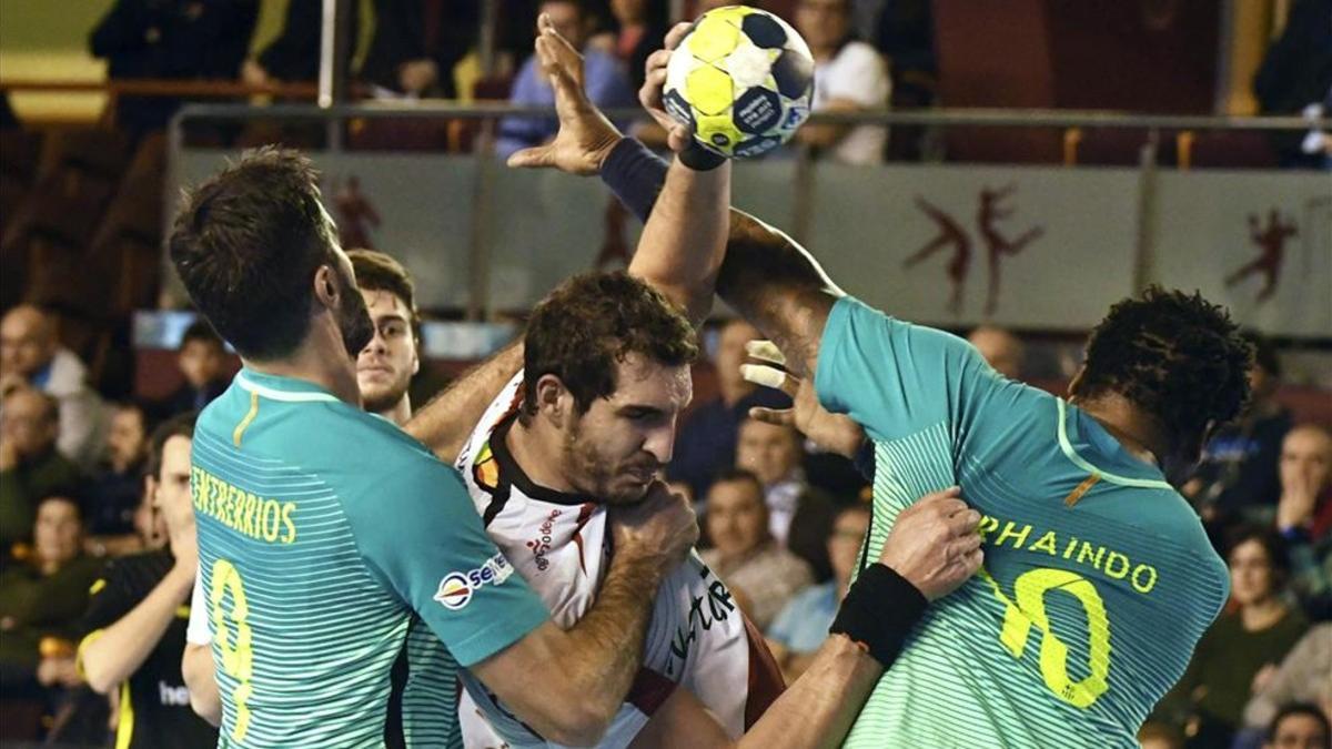 En el partido de La Rioja el Barça ganó por un ajustado 22-25