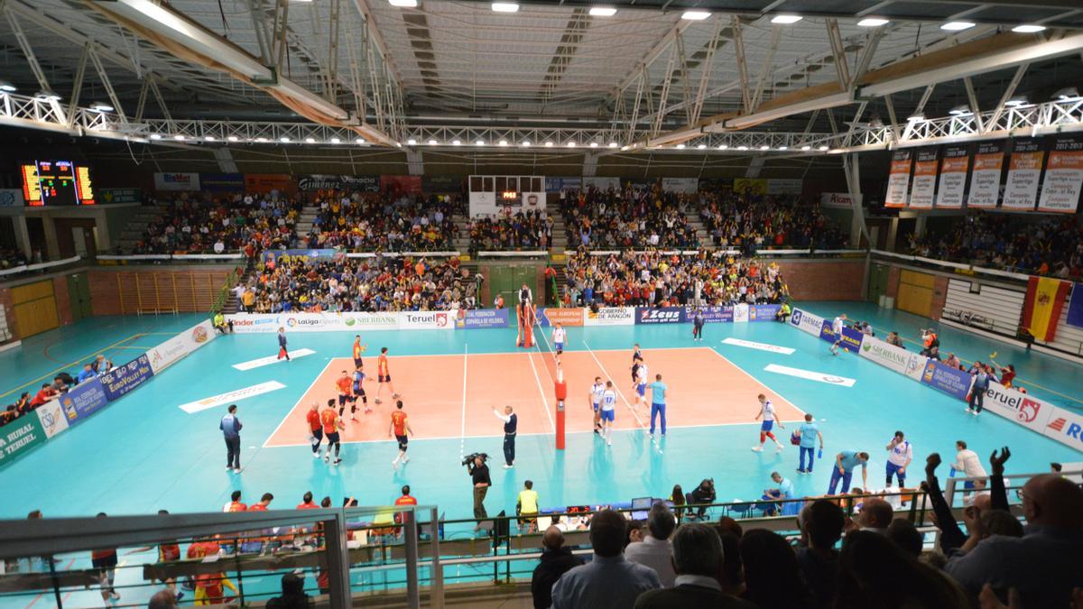 Imagen de un partido de la selección española de voleibol en Teruel.