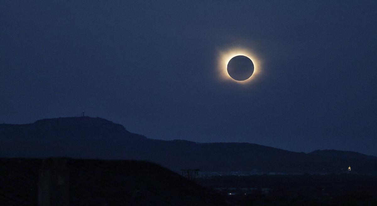Las imágenes del eclipse del siglo en Mallorca (Felanitx)