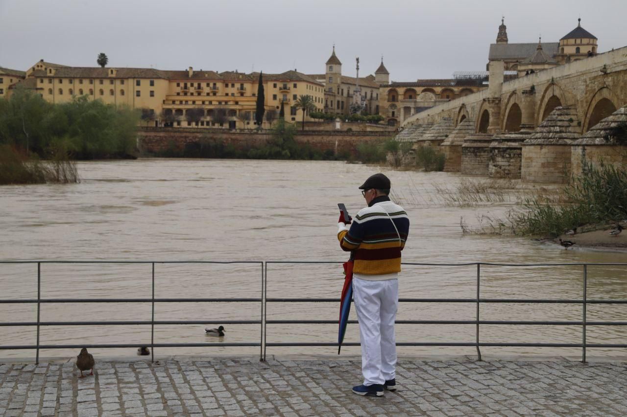 Sadeco culmina la limpieza de las zonas alcanzadas por el río