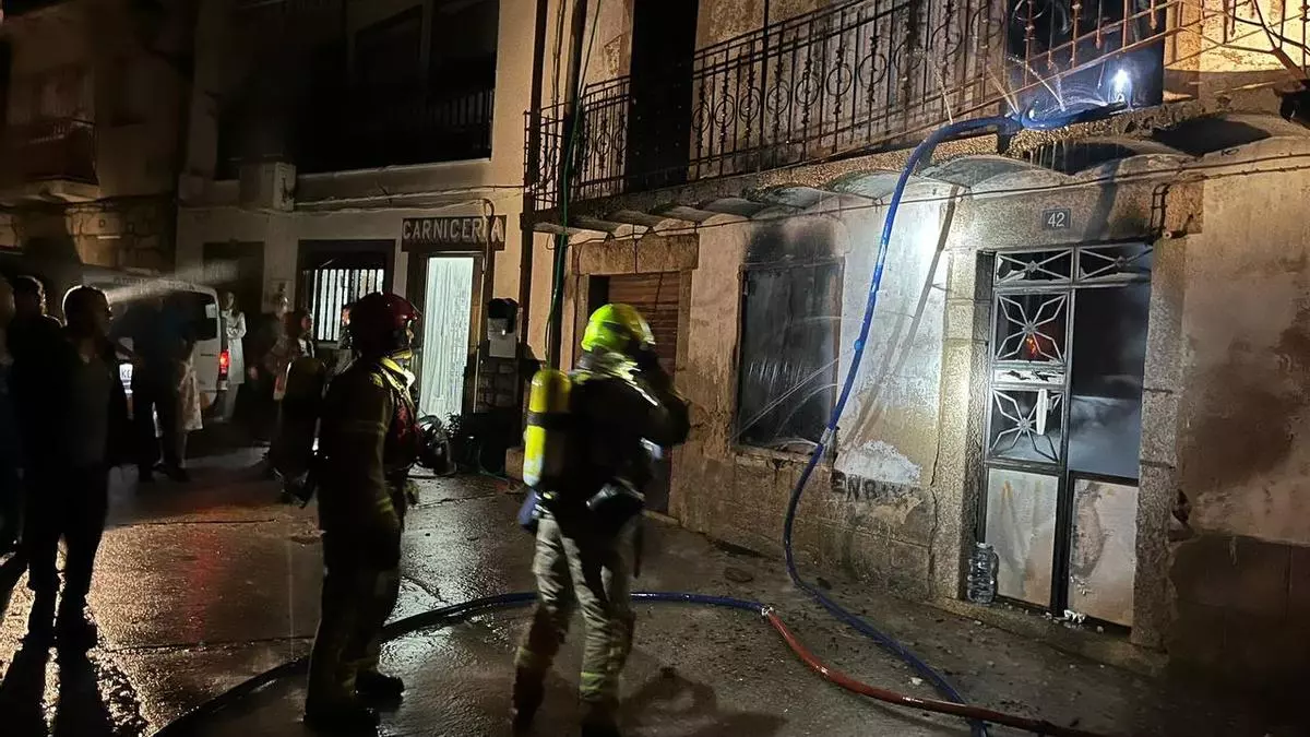 La Guardia Civil investiga qué causó el incendio y la muerte de Enrique en Valverde del Fresno