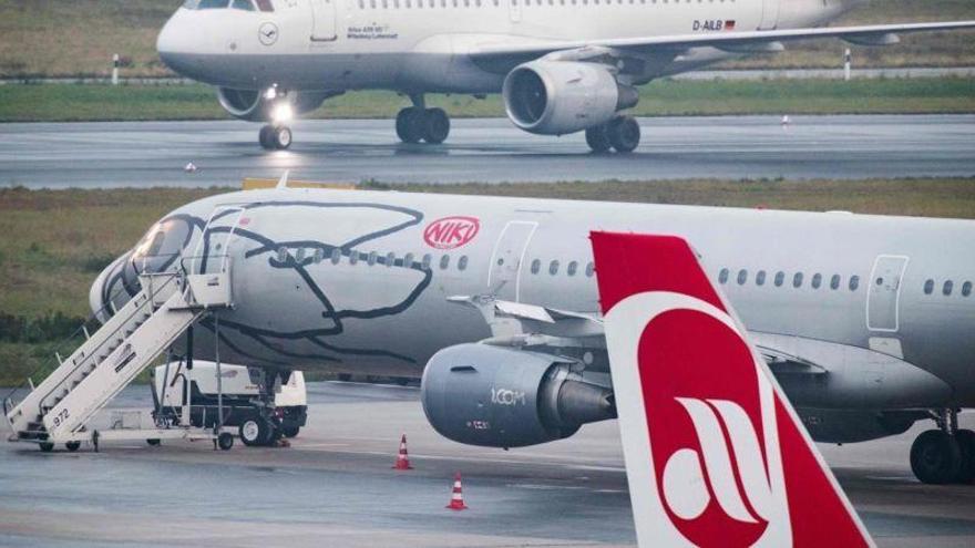 IAG no comprará la aerolínea austriaca Niki, que volverá a manos de su fundador