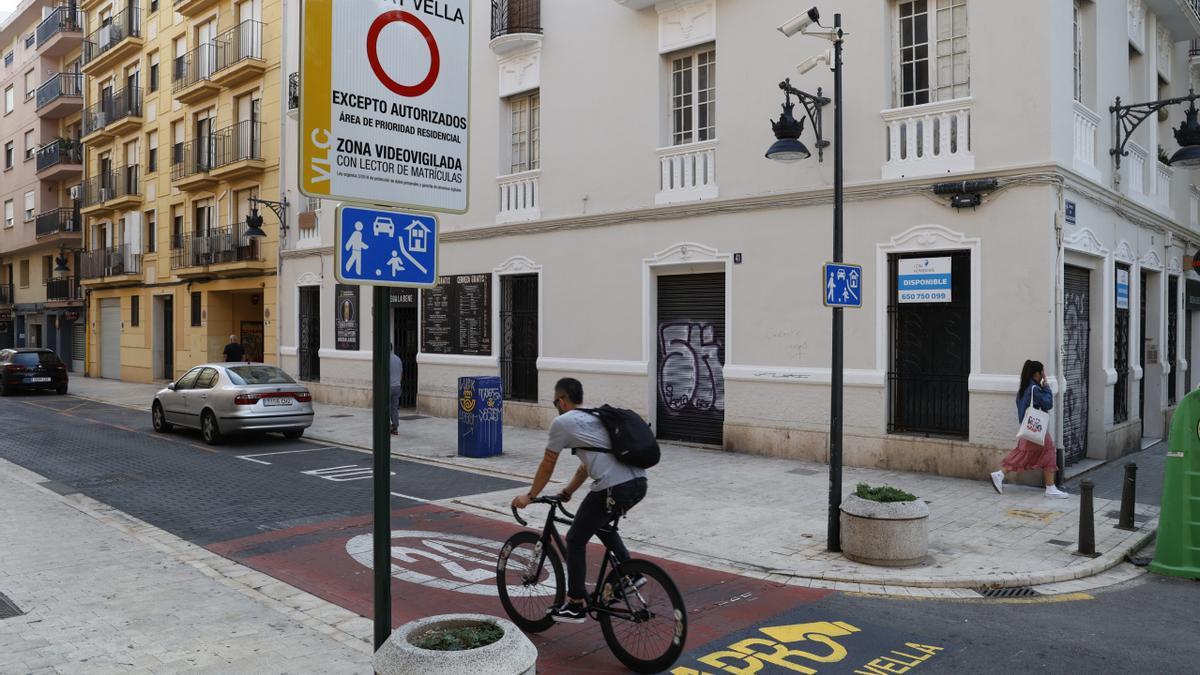 Las cámaras que multarán a los coches en el centro de València