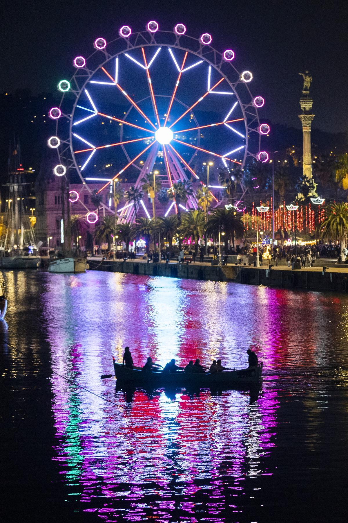 El Port de Barcelona enciende las luces navidad en la Fira de Nadal