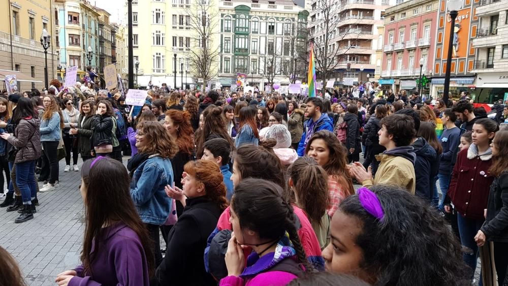 8-M en Asturias: El feminismo inunda las plazas