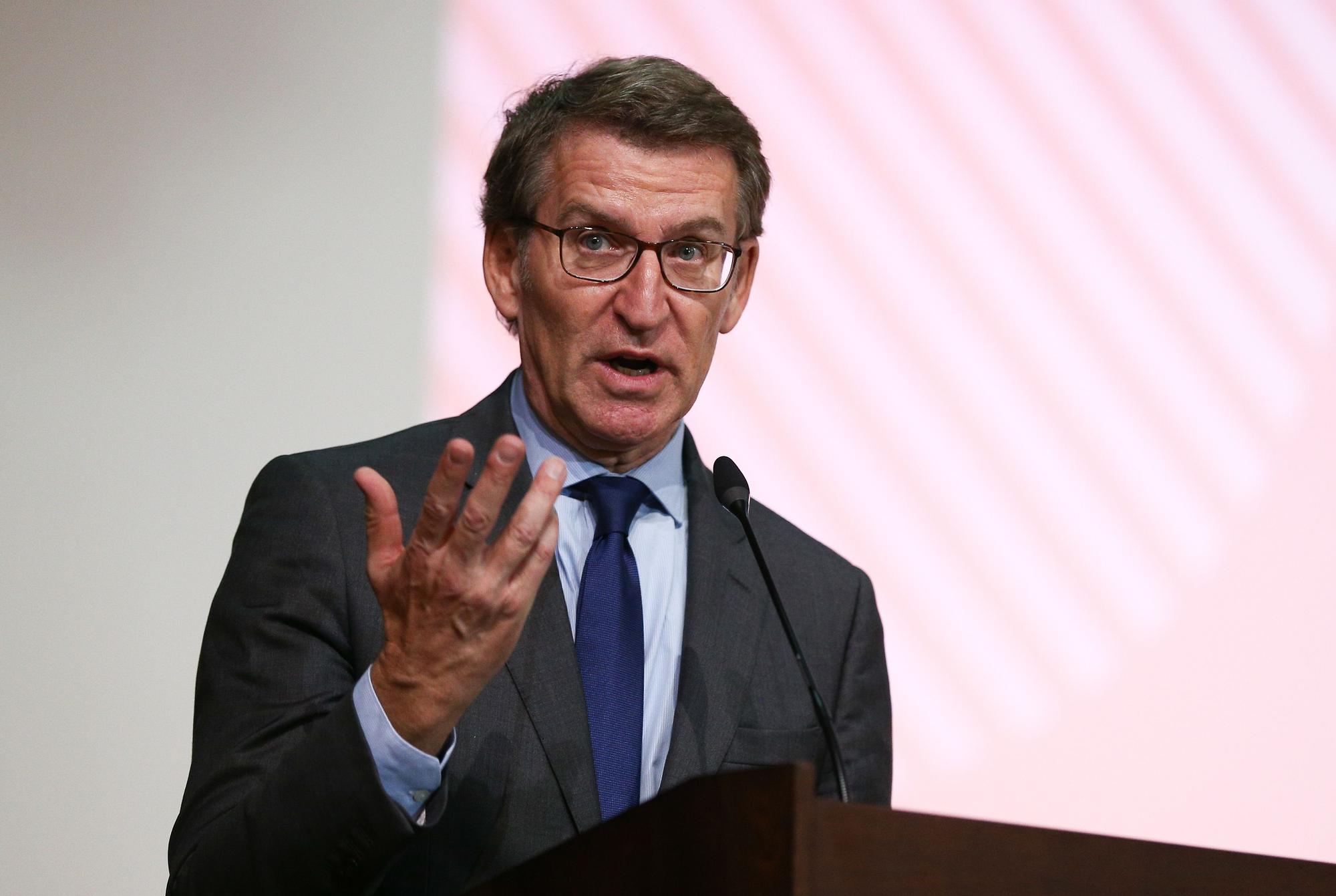 Feijóo durante su intervención en Quito (Ecuador).