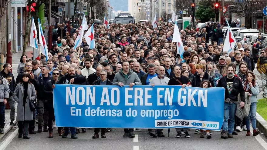 La plantilla de GKN Vigo amaga con una huelga contra los 72 despidos planteados por la empresa