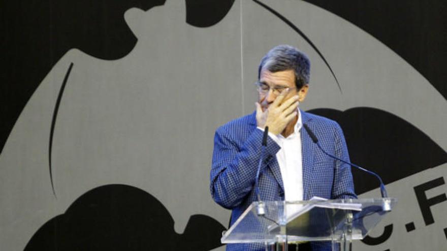 Aurelio Martínez anunció su marcha en la última asamblea