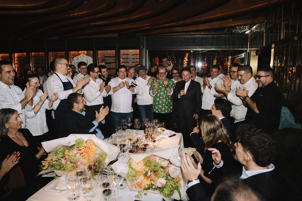 Martín Berasategui recibió el cariño y la admiración de sus compañeros de profesión.