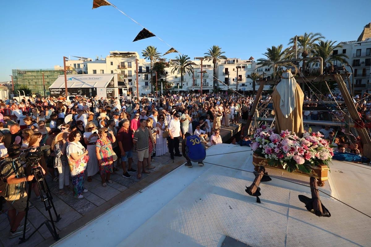 Mira aquí todas las imágenes del Día del Carmen en Ibiza