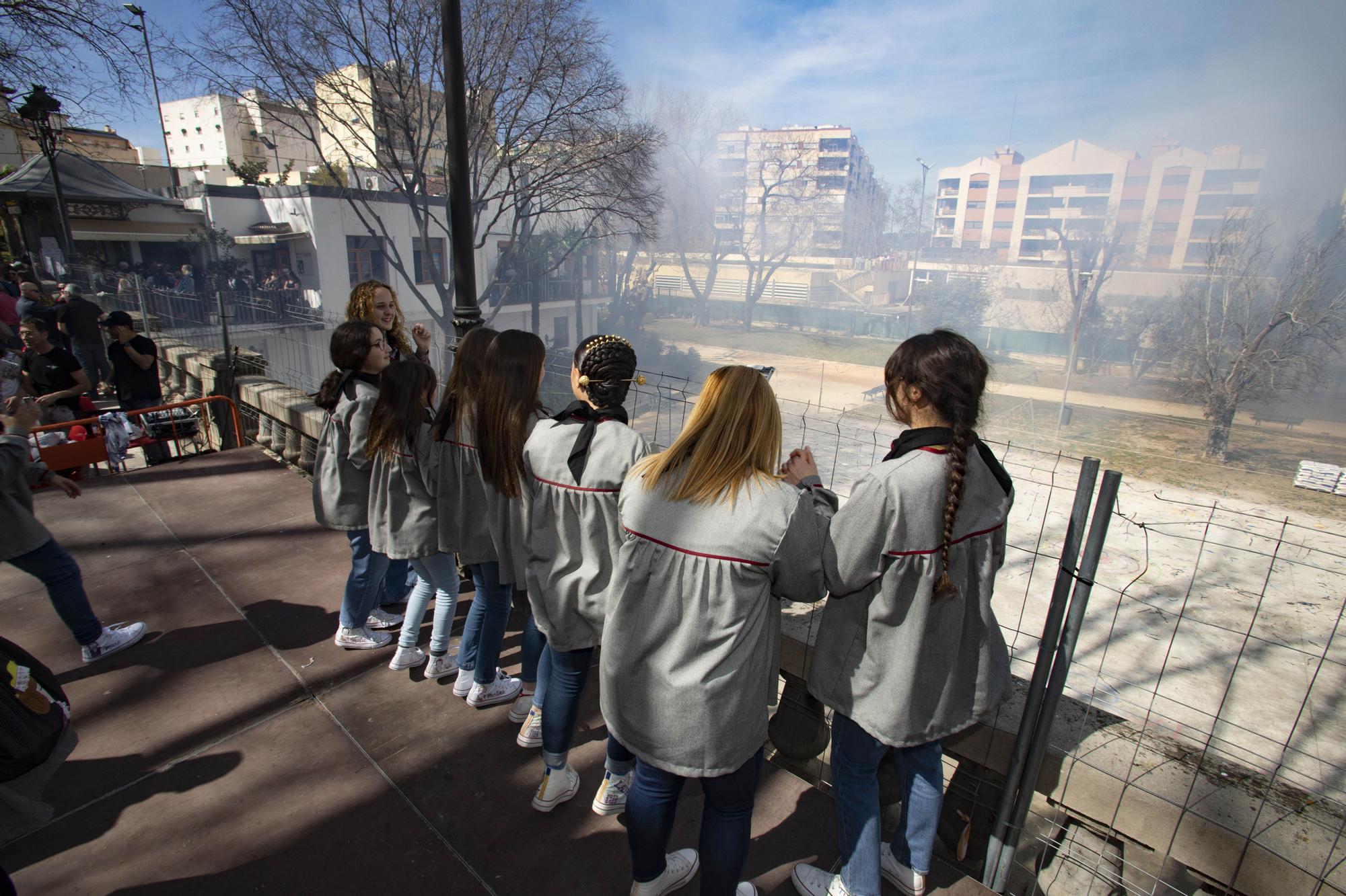 Búscate en la segunda mascletà de las Fallas 2023 en Xàtiva