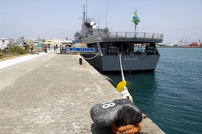 LAS PALMAS DE GRAN CANRIA 11-08-16 Barco de guerra Brasil. FOTOS: JUAN CASTRO