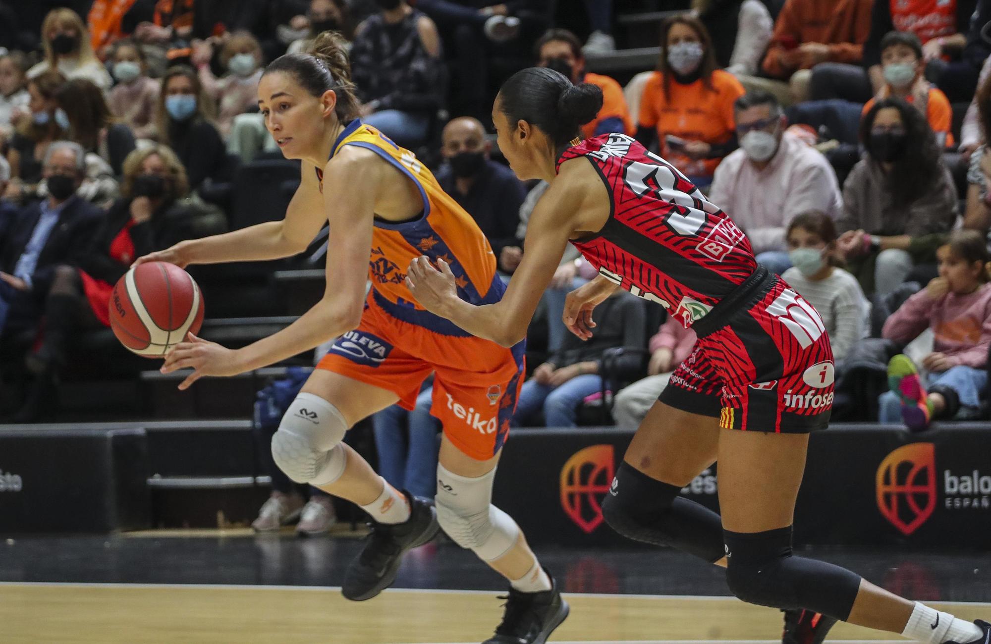 Semifinal de la Copa de la Reina entre el Valencia Basket y el Spar Girona